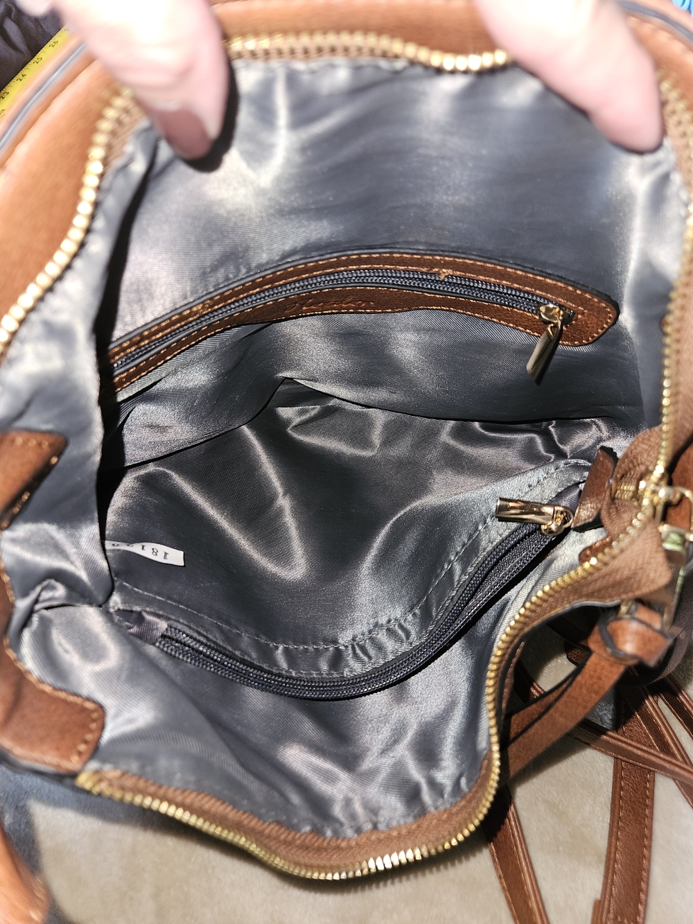 Women's Brown Shoulder Bag - Classic Carryall - Picture 10 of 12